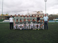 Jornada 10. UD Moya 0 - 4 UD San Nicolás. De pie: Eric (Delegado), Miguel, Jorge, Abi, Adrián Marrero, Ismael, Adrían Díaz, Gabriel, Alejandro, Fernando y Poli (Entrenador). Agachados: Roberto, Abraham, Cristian, Ayose, David, Eric y Joel.